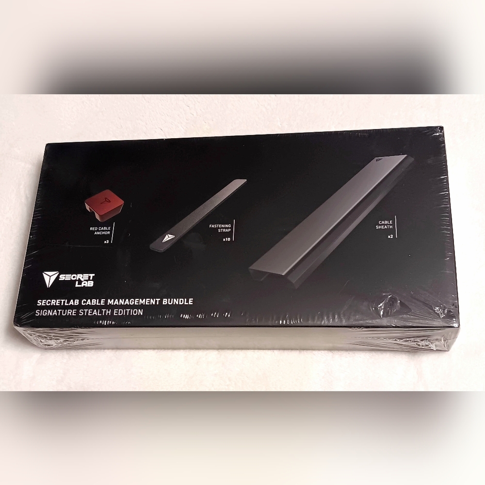 SEALED ​Secret Labs Magnetic Cable Management